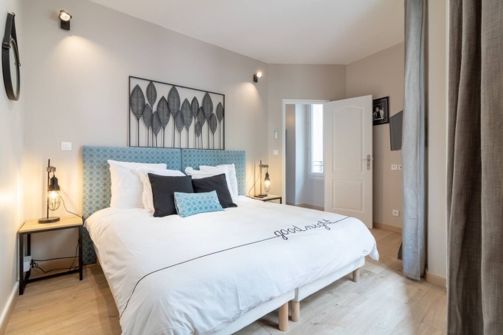 af01dc18-ceb1-4c9c-b67e-4574f8d1ee4a